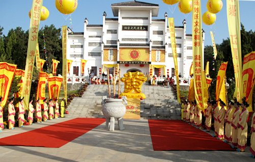 江夏风采图片